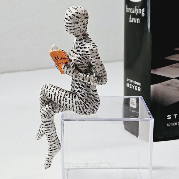 Resin Woman Reading Book Figurine Human Modern Sculpture Bookshelf Words On Skin - Picture 10 of 15